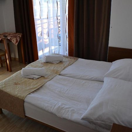 ウェバ Gosciniec Kaszebe Bed & Breakfast エクステリア 写真