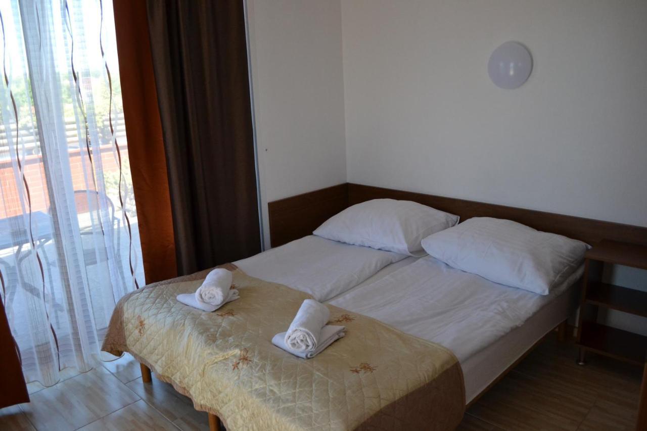 ウェバ Gosciniec Kaszebe Bed & Breakfast エクステリア 写真