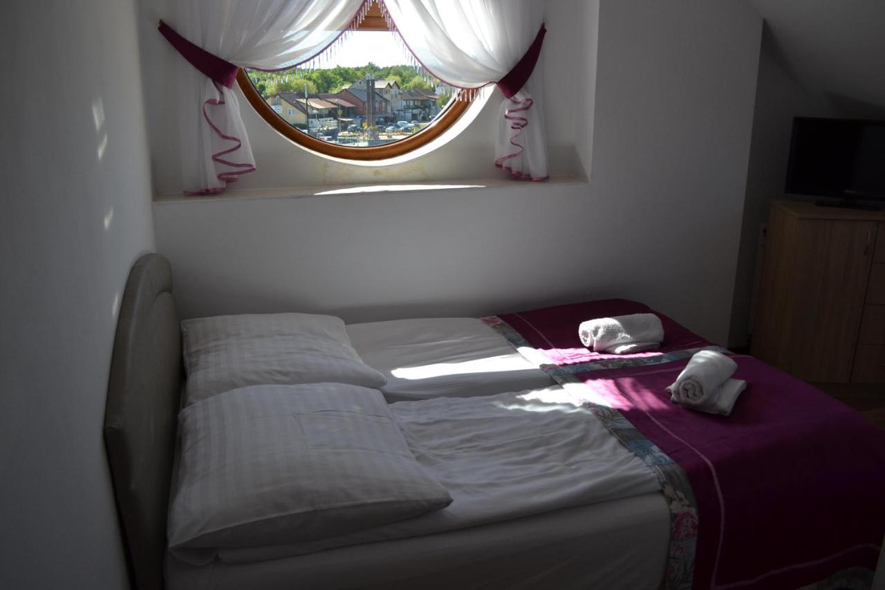ウェバ Gosciniec Kaszebe Bed & Breakfast 部屋 写真