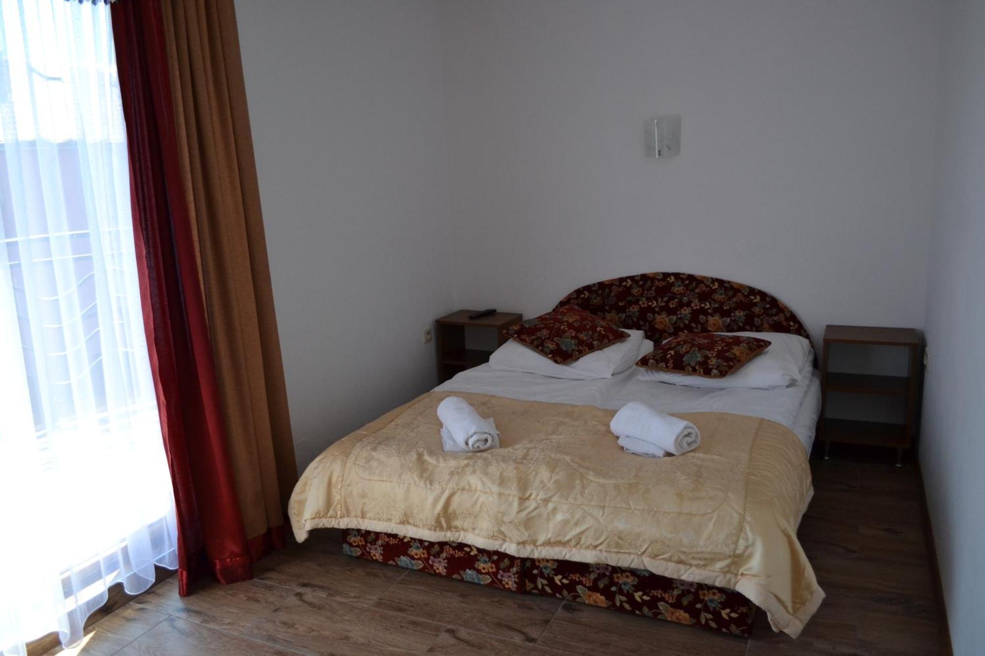 ウェバ Gosciniec Kaszebe Bed & Breakfast 部屋 写真