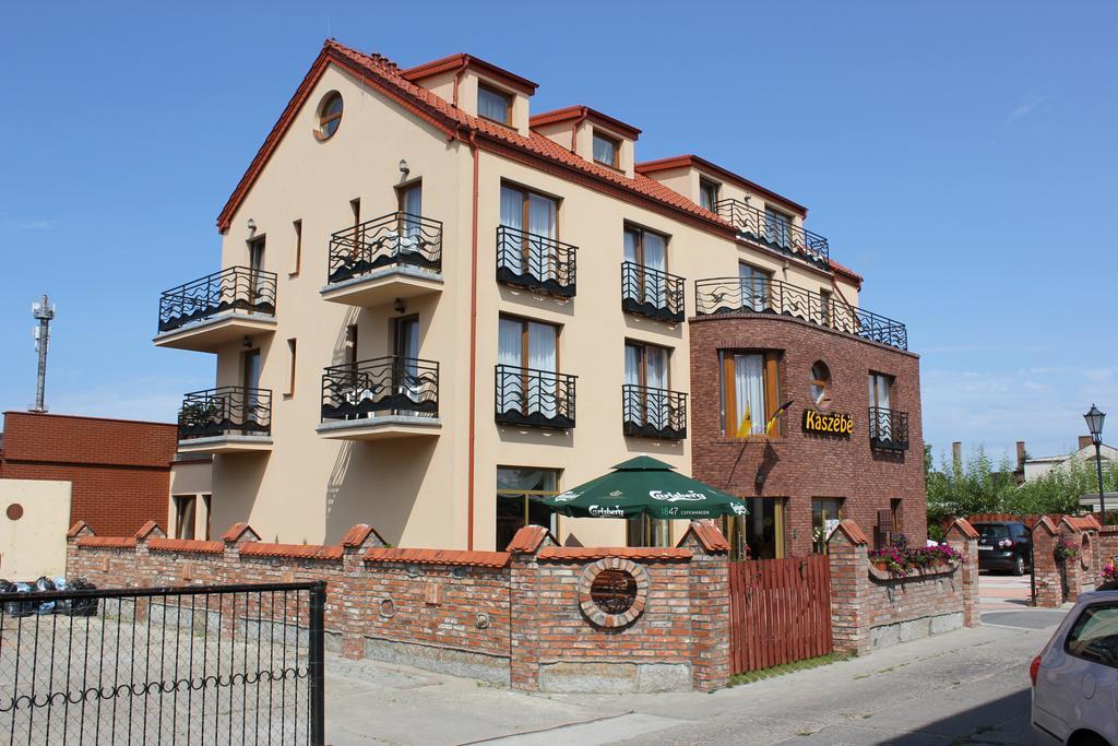 ウェバ Gosciniec Kaszebe Bed & Breakfast エクステリア 写真